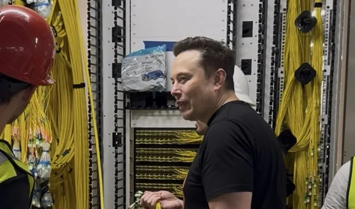 Elon Musk establishes the world's most powerful AI training cluster_0